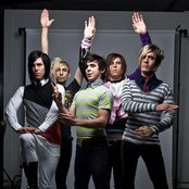 Family Force 5 - List pictures