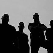 Rebaelliun - List pictures