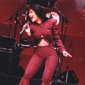 Selena - List pictures