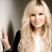 Sanna Nielsen - List pictures