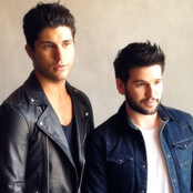 Dan + Shay - List pictures