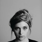 Vérité - List pictures