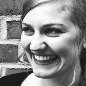 Sally Shapiro - List pictures