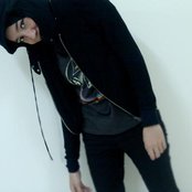 Yuna Zarai - List pictures