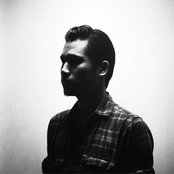 Dirty Beaches - List pictures