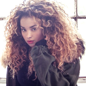 Ella Eyre - List pictures