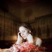 Marit Larsen - List pictures