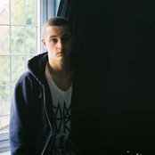 Evian Christ - List pictures