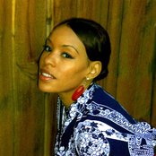 Lina - List pictures