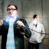 Kyle Andrews - List pictures