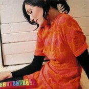 Sarah Blasko - List pictures