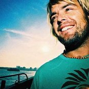 Xavier Rudd - List pictures