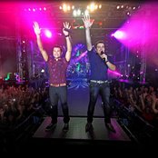 Marcos & Belutti - List pictures