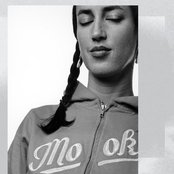 Kinnie Starr - List pictures