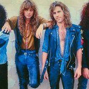 Winger - List pictures