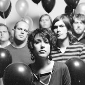 Far-less - List pictures