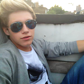 Niall Horan - List pictures