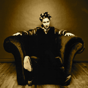 Holly Cole - List pictures