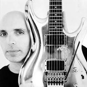 Joe Satriani - List pictures