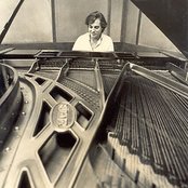 Francis Hime - List pictures