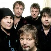 Dumdum Boys - List pictures