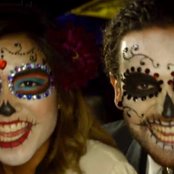 Us The Duo - List pictures