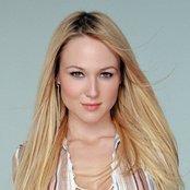 Jewel - List pictures