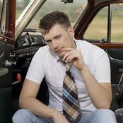 Carlos - List pictures