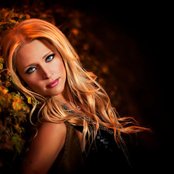 Crystal Hoyt - List pictures