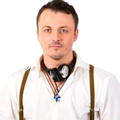 Daniel Kajmakoski - List pictures