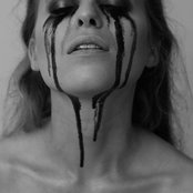 Kyla La Grange - List pictures