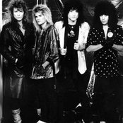 Quiet Riot - List pictures