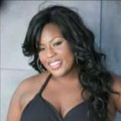 Lakisha Jones - List pictures