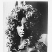 Gwen Mccrae - List pictures