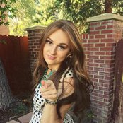 Emily Bea - List pictures