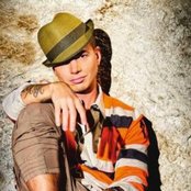 J Balvin - List pictures