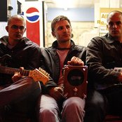 The Blind Shake - List pictures