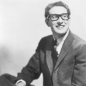 Holly Buddy - List pictures