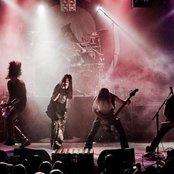 Amoral - List pictures