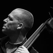 Avishai Cohen - List pictures