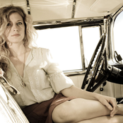 Brooke White - List pictures