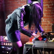 Manunkind - List pictures