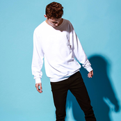 Troye Sivan - List pictures
