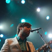 Shout Out Louds - List pictures