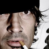 Tommy Lee - List pictures
