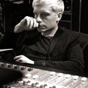 Mr Hudson - List pictures