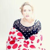 Caroline Pennell - List pictures