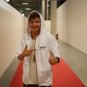 Robin Stjernberg - List pictures