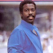Kashif - List pictures