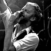 Paul Mcdonald - List pictures